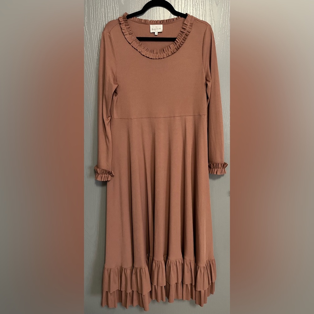 Pretty pink dainty jewels dress!